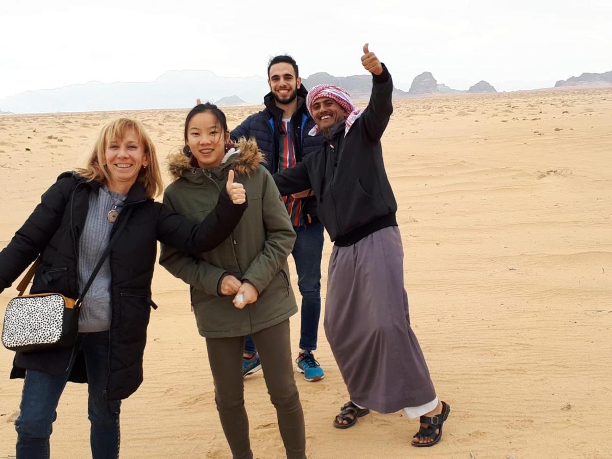 Wadi Rum-Bedouin Tents And Jeep Tours Luaran gambar