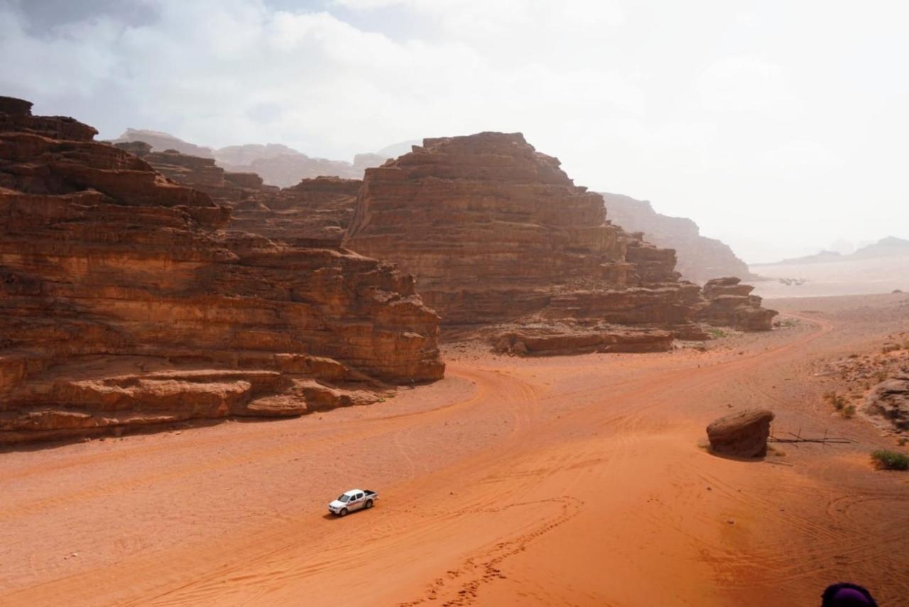 Wadi Rum-Bedouin Tents And Jeep Tours Luaran gambar